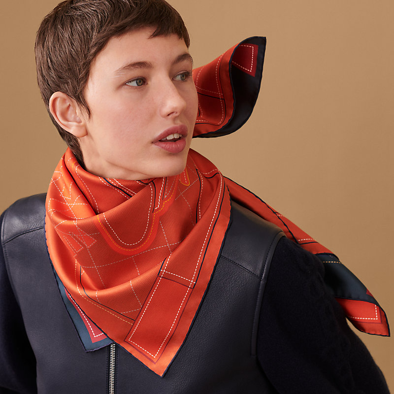 Tapis de Selle double face scarf 90 | Hermès USA